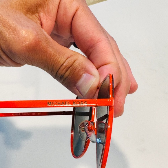 Unisex Orange Sunglasses - Picture 2 of 6